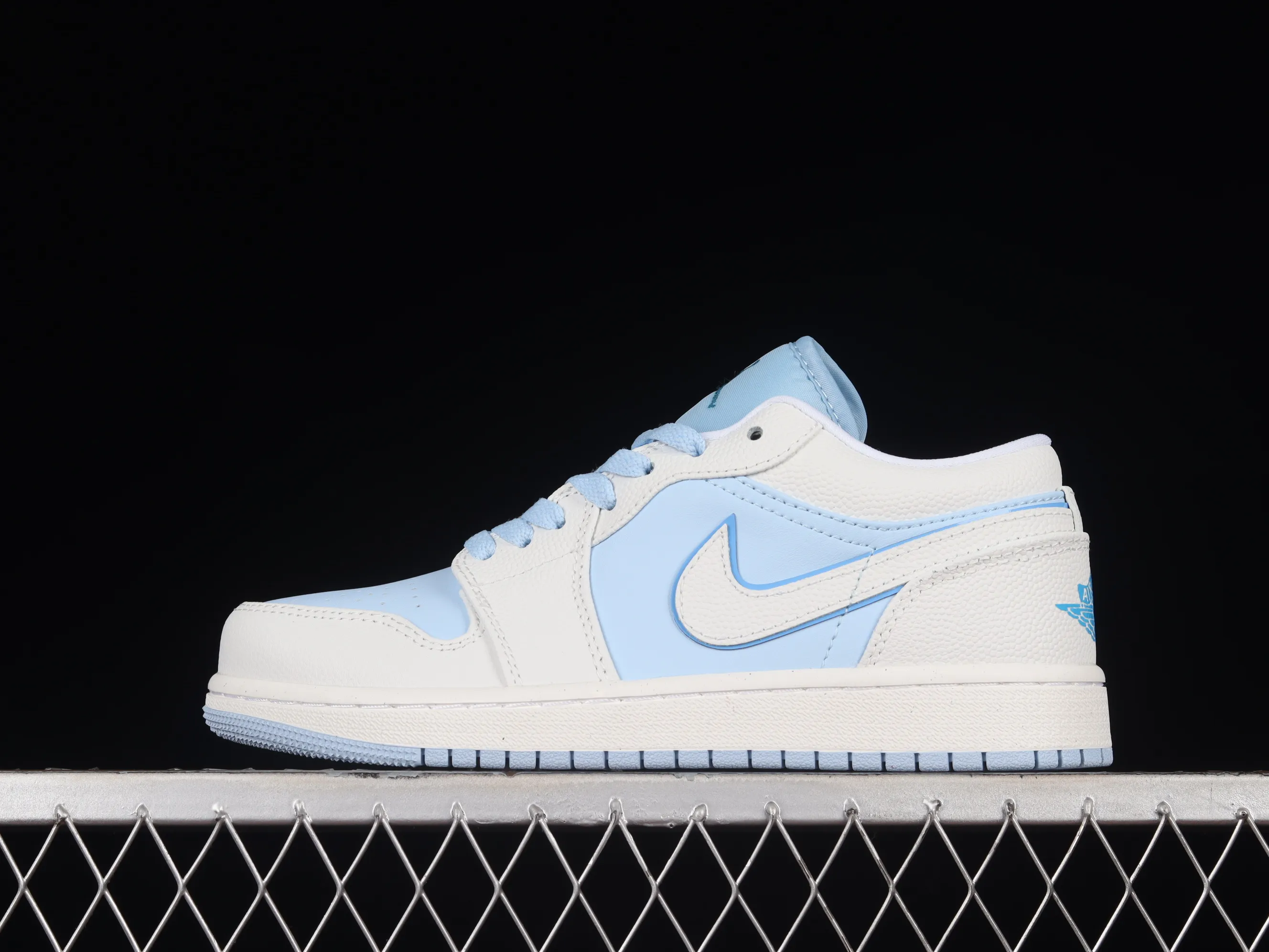 All categories Air Jordan Jordan series basketball shoes Air Jordan 1 Low Z version Air Jordan 1 Low AJ1 Joe 1 ice blue low-top cultural and leisure sports sneakers DV1299-104